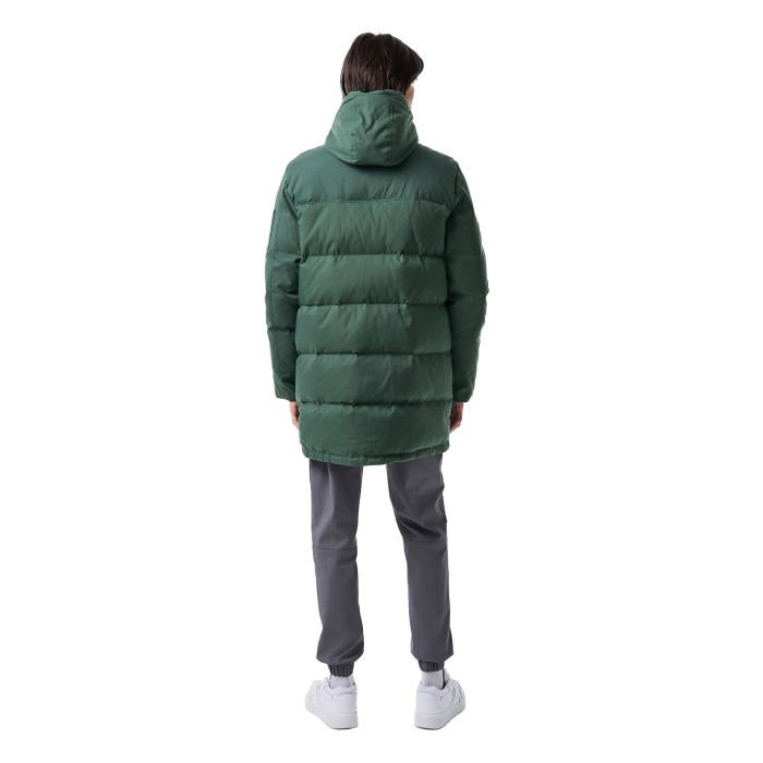куртка утепленная парка с капюшоном от бренда lacoste вид слева
