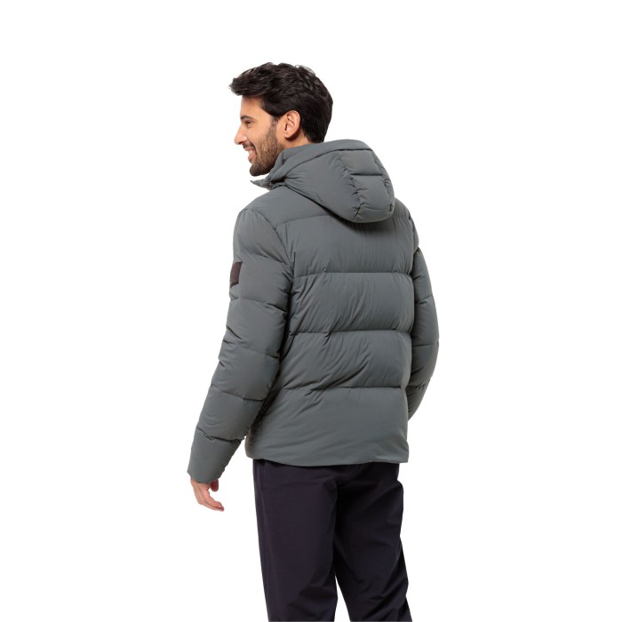 куртка wandermood down jkt от бренда jack wolfskin вид слева