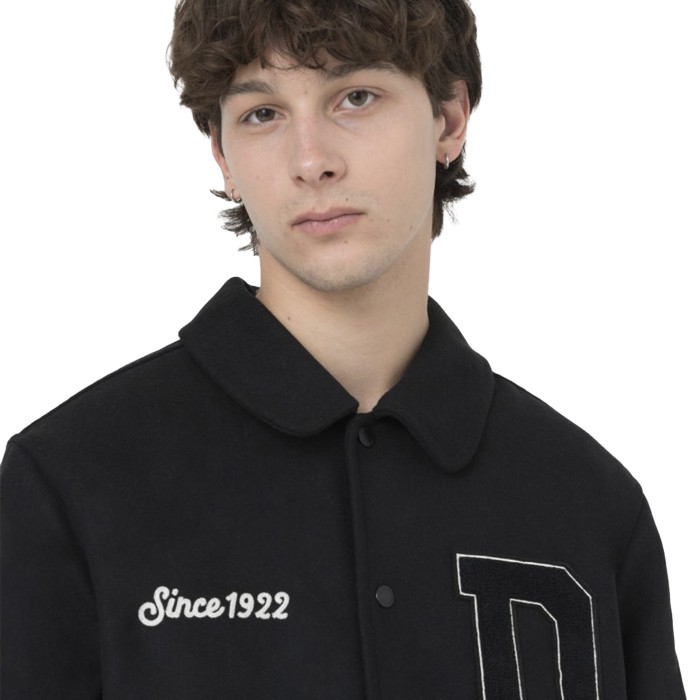 куртка west vale jacket по цене 11471 руб вид справа