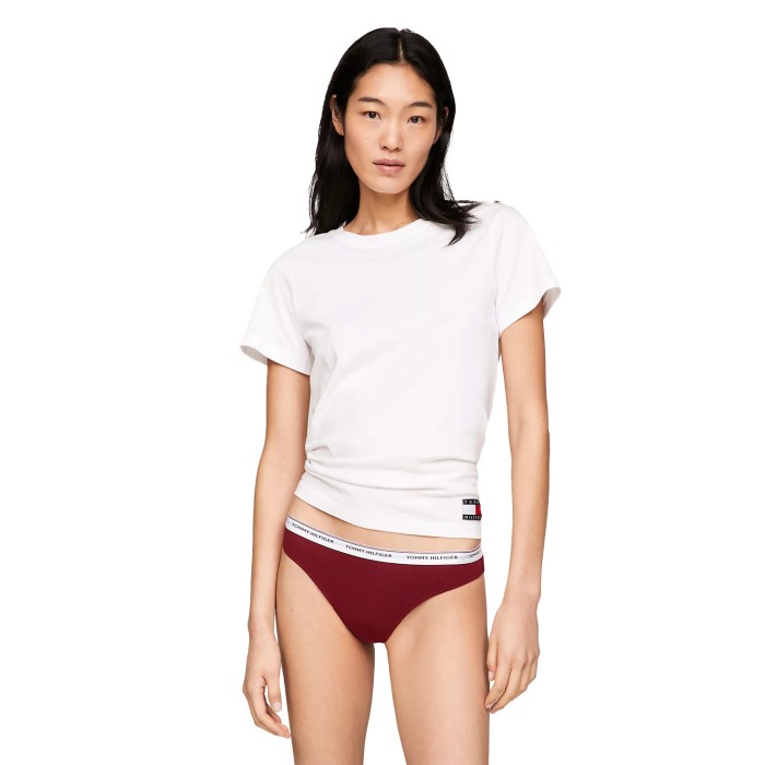 нижнее белье 3 pack thong (ext si от бренда tommy hilfiger вид слева