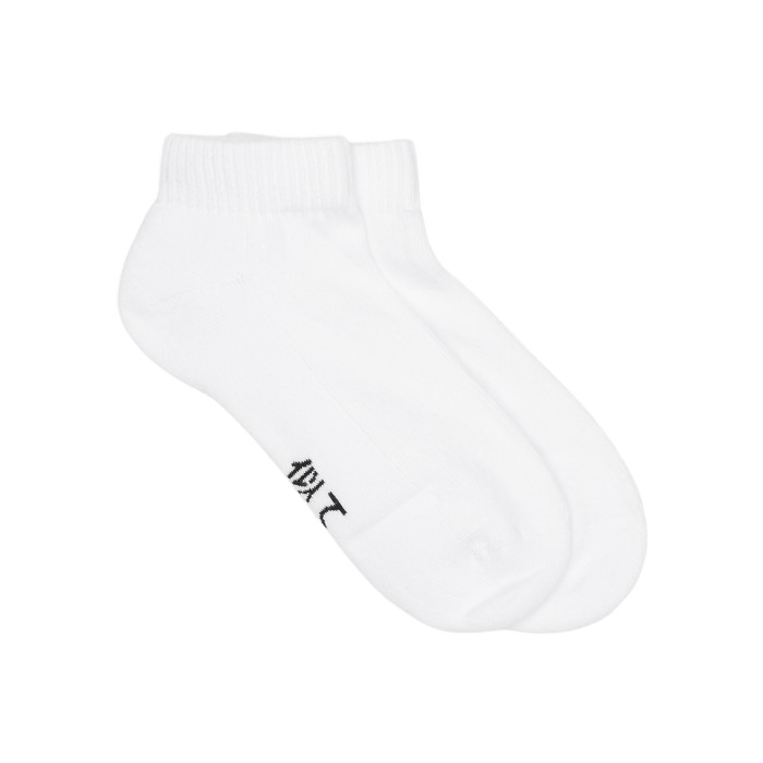 носки socks от известного бренда вид слева