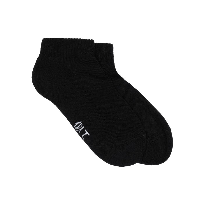 носки socks от известного бренда вид слева
