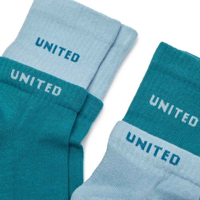 носки socks от известного бренда вид слева