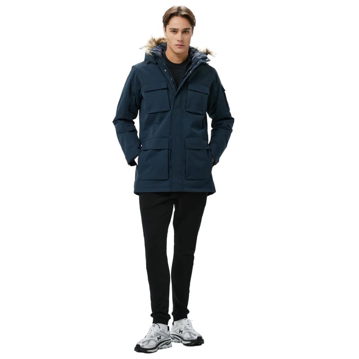 парка glacier canyon parka по цене 36990 руб вид справа