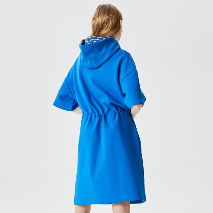платье dress от бренда lacoste вид слева