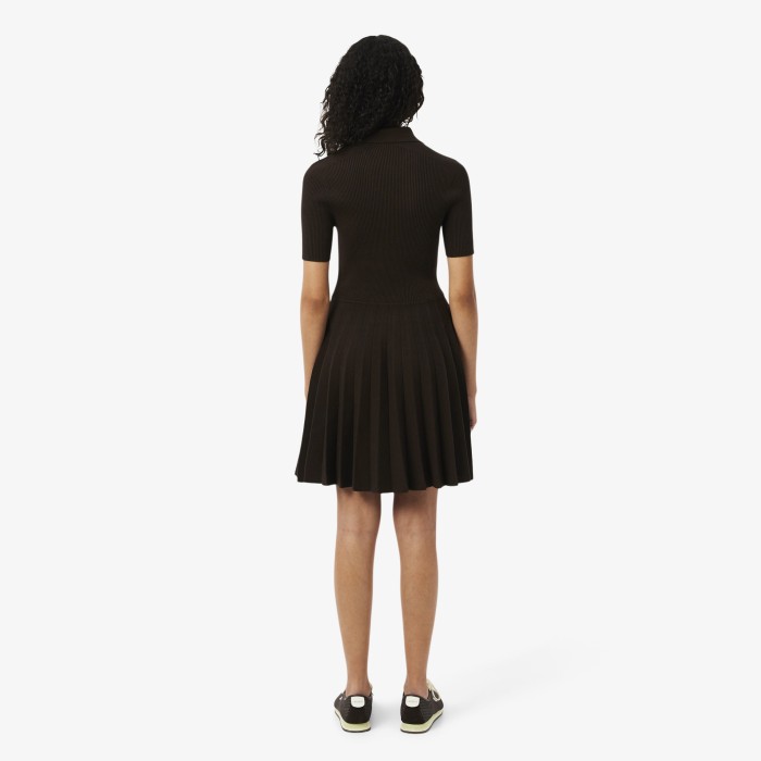 платье dress от бренда lacoste вид слева