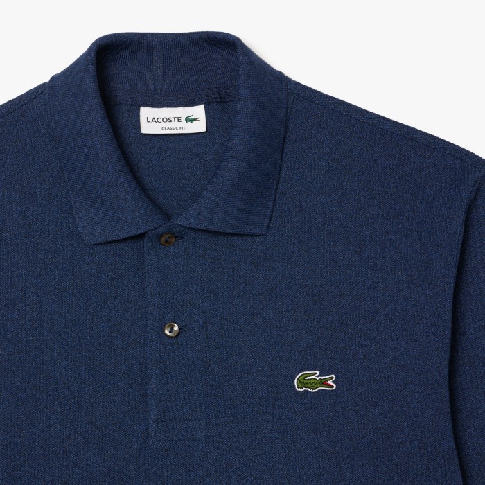 поло мужскоемужское поло lacoste из хлопка на сезон этого года фотография