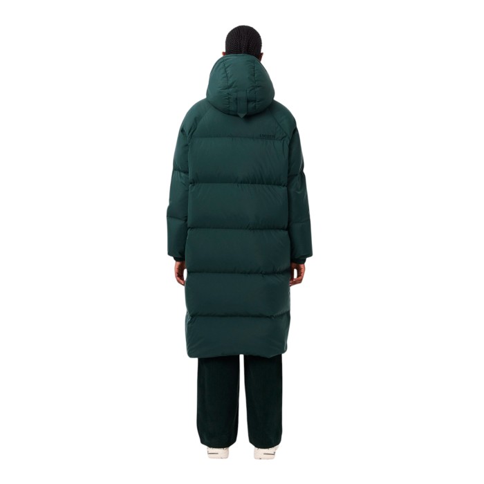 пуховик long puffer от бренда lacoste вид слева