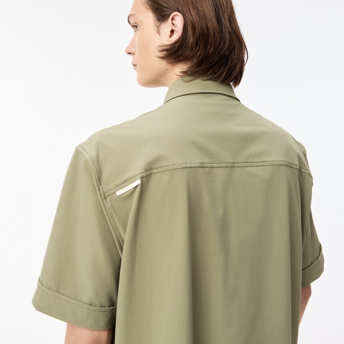 рубашка мужская рубашка lacoste с коротким рукавом и тремя карманами - качественный продукт вид сбоку