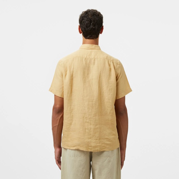 рубашка shirt от бренда lacoste вид слева