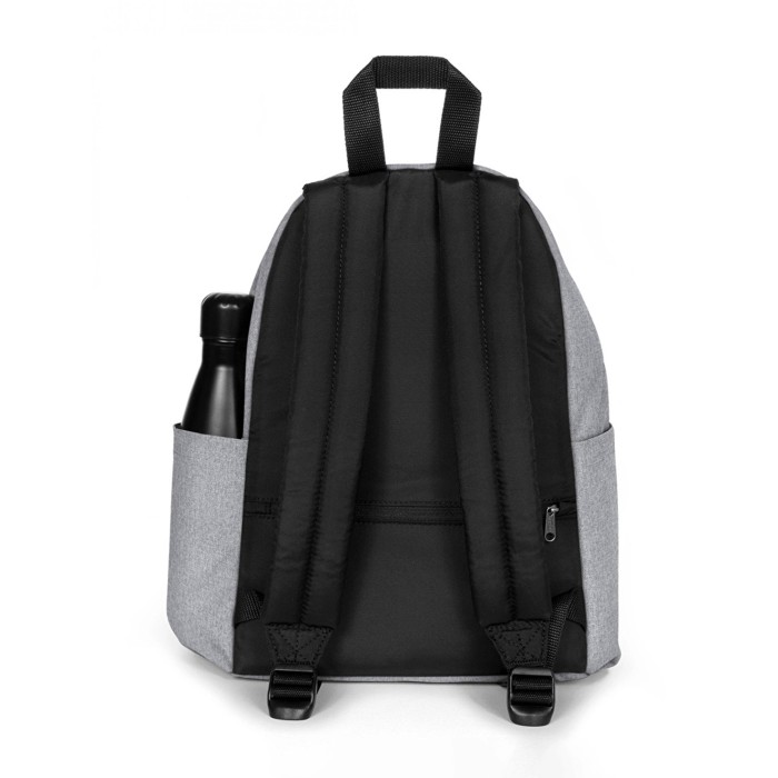 рюкзак day pak'r s от бренда eastpak вид слева