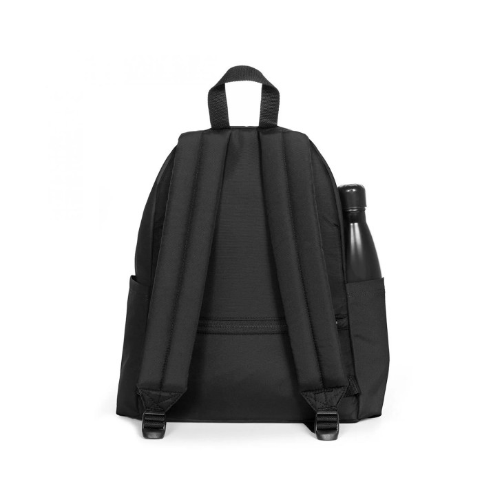 рюкзак day pak'r от бренда eastpak вид слева