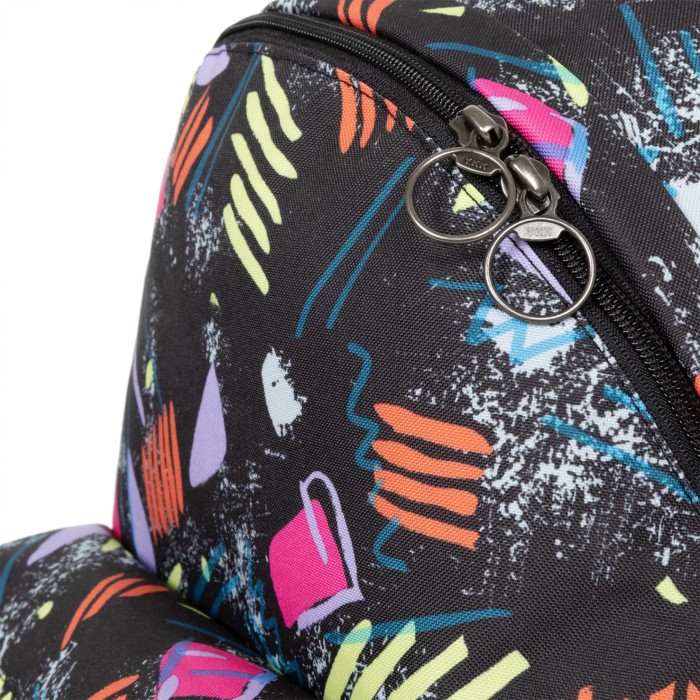 рюкзак padded pak'r по цене 4190 руб вид справа
