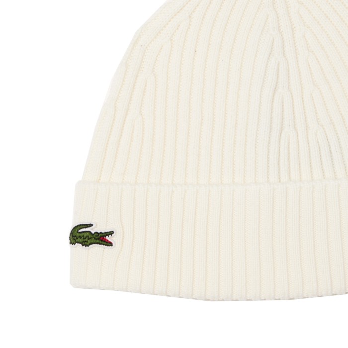 шапка classic wool от бренда lacoste вид слева
