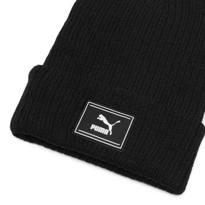 шапка cuff trend beanie от бренда puma вид слева