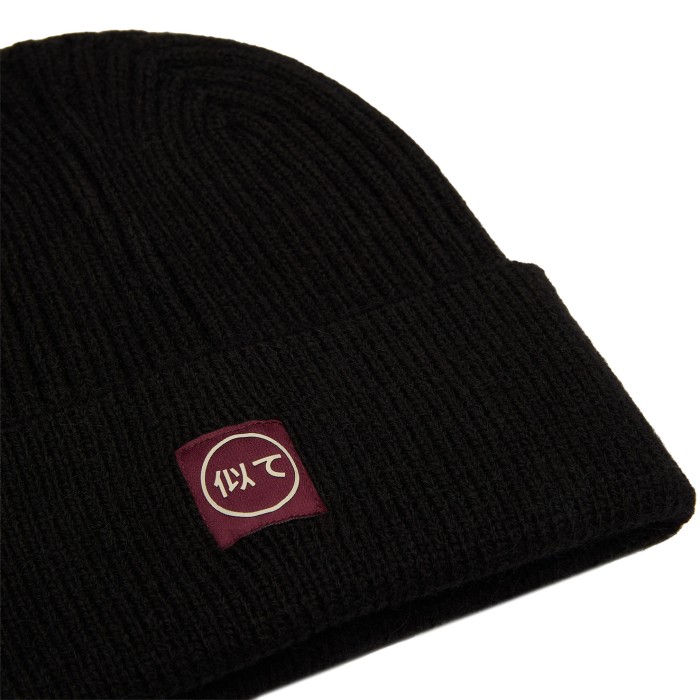 шапка knitted cap от бренда united 4 вид слева