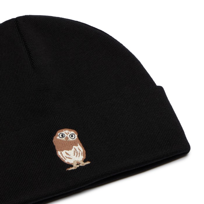 шапка reflect studio knitted cap от бренда reflect studio вид слева