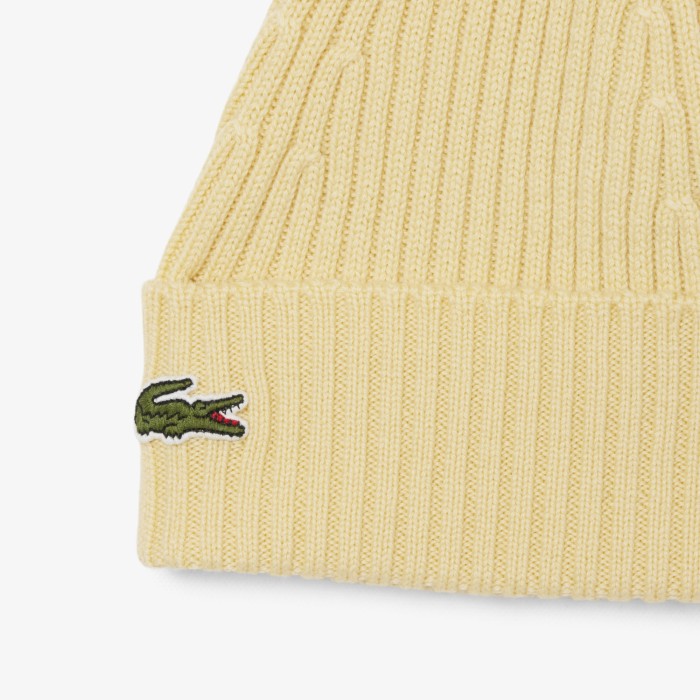 шапка шерстяная шапка lacoste унисекс в рубчик от бренда lacoste вид слева