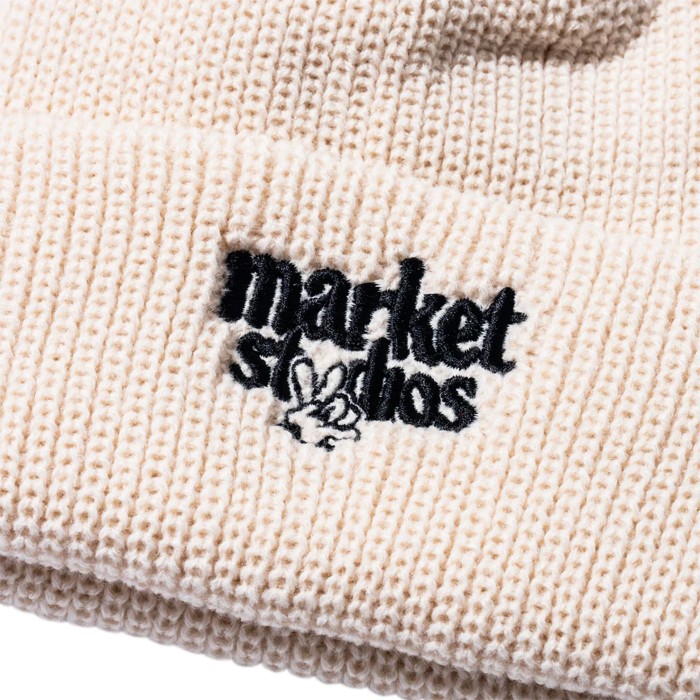 шапка smiley upside down beanie по цене 8490 руб вид справа