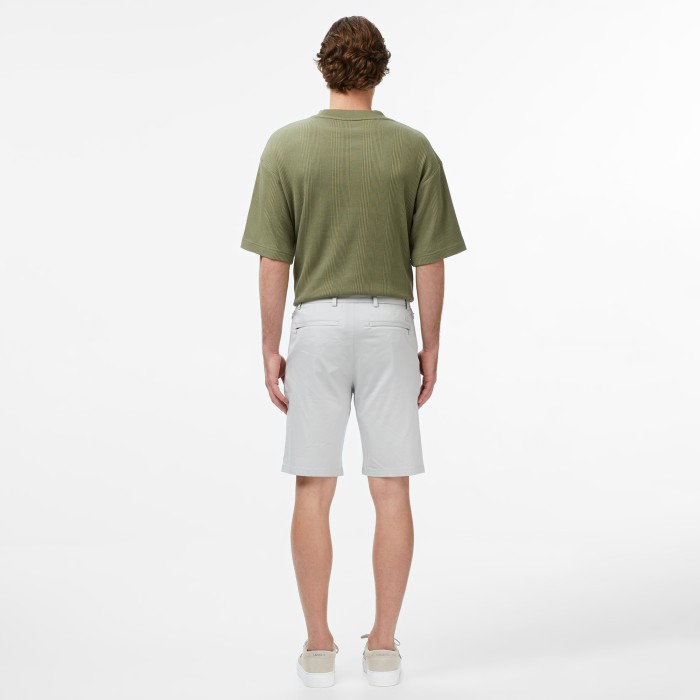 шорты bermuda от бренда lacoste вид слева