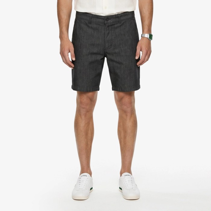 шорты bermuda от бренда lacoste вид слева