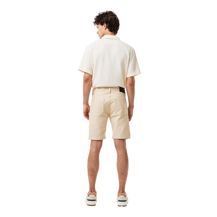 шорты bermuda от бренда lacoste вид слева