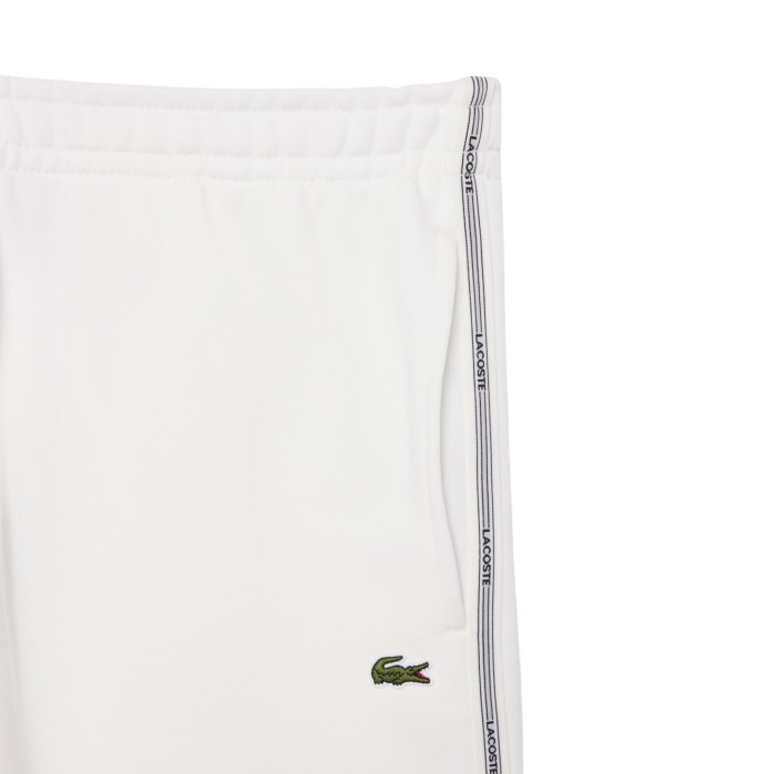 шорты tape от бренда lacoste вид слева