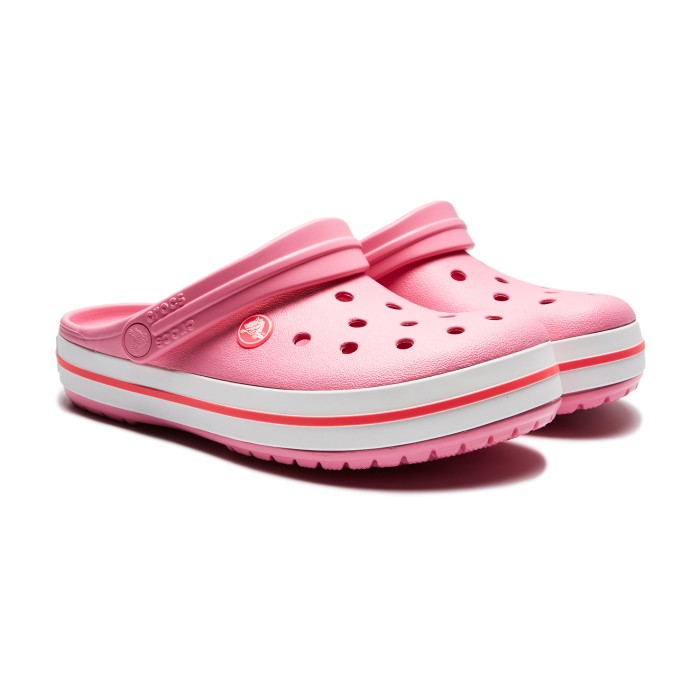 сланцы crocband от бренда crocs вид слева