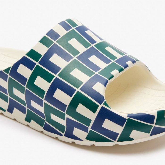 Товар синего цвета с внутренней стороны