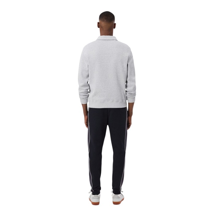 спортивные штаны sweatpants от бренда lacoste вид слева