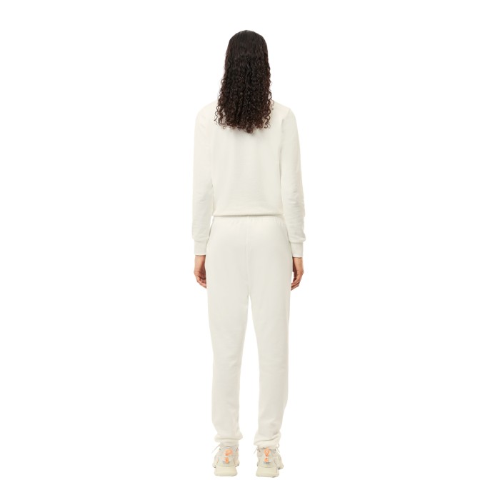 спортивные штаны tracksuit trousers от бренда lacoste вид слева