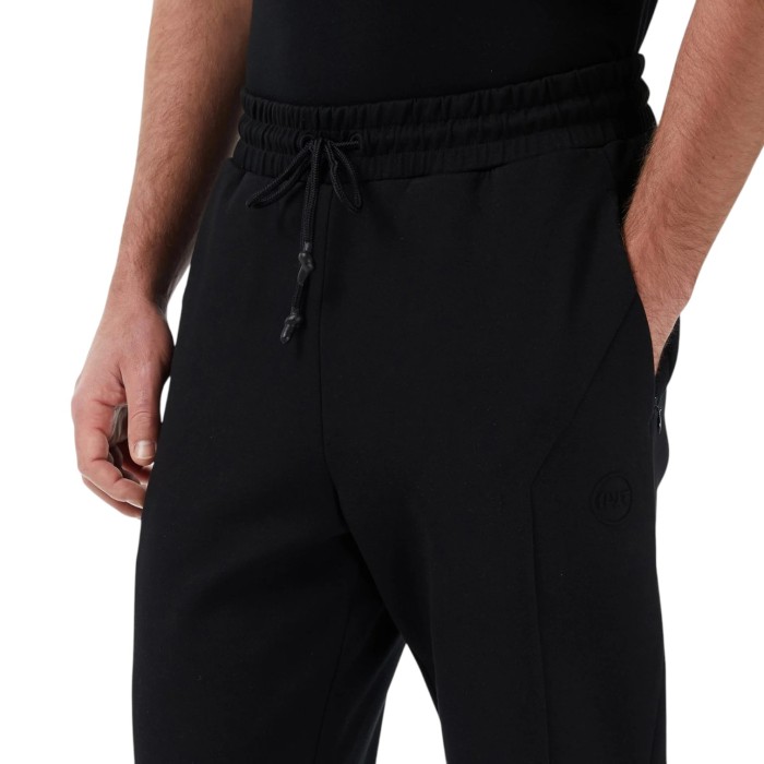 спортивные штаны united4 tracksuit trousers по цене 5599 руб вид справа