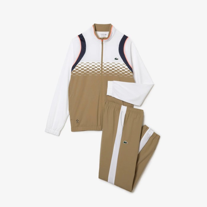 спортивный костюм tracksuit от бренда lacoste вид слева