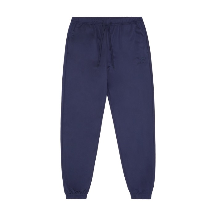 спортивный костюм tracksuit по цене 2390 руб вид справа