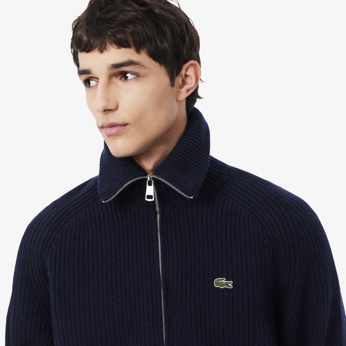 свитер cardigan от бренда lacoste вид слева