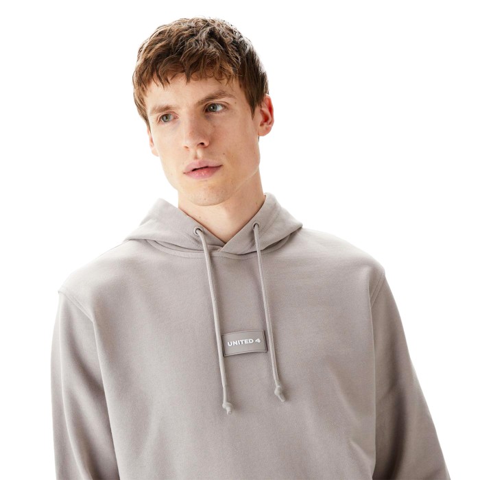 толстовка 1.0 essentials m hoodie по цене 2745 руб вид справа