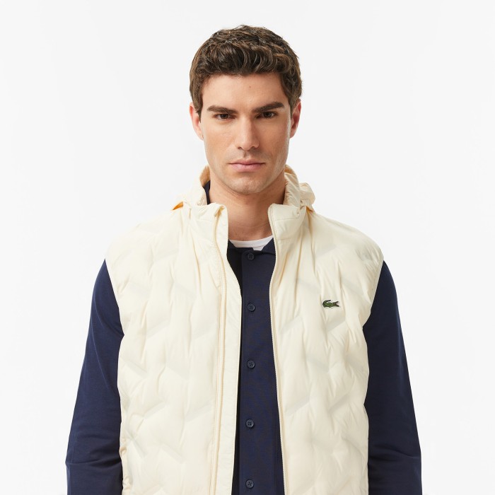 жилетка vest от бренда lacoste вид слева