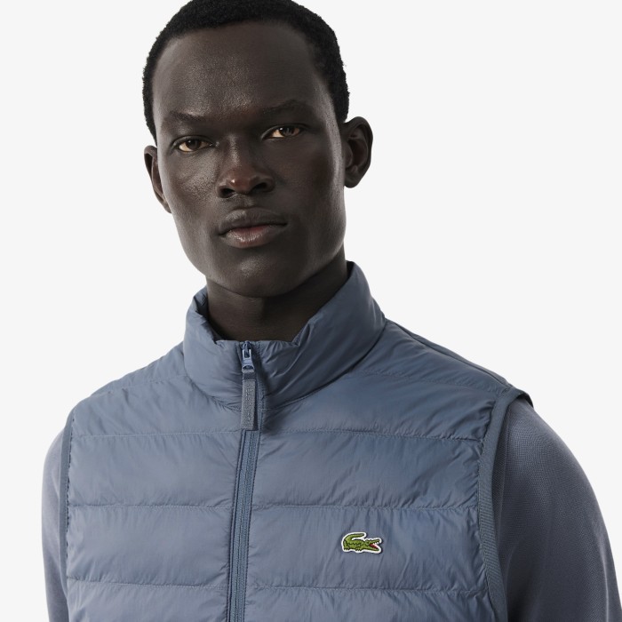 жилетка vest от бренда lacoste вид слева