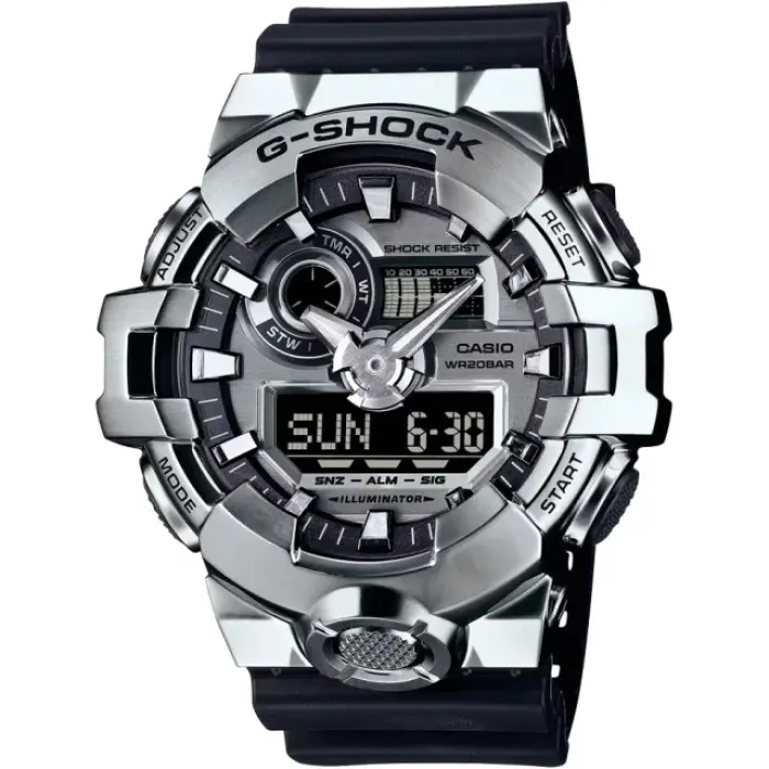 японские наручные мужские часы . коллекция g-shock GM-700-1A фотография