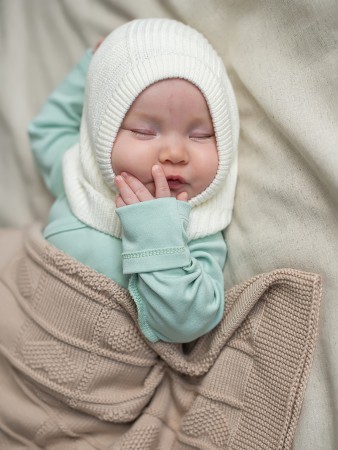 шлем вязаный из вискозы "молоко" 0+ - одежда, обувь и аксессуары для малышей