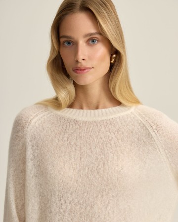 джемпер из кашемира и шелка фотография