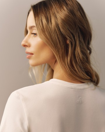 футболка полуприталенного кроя фотография