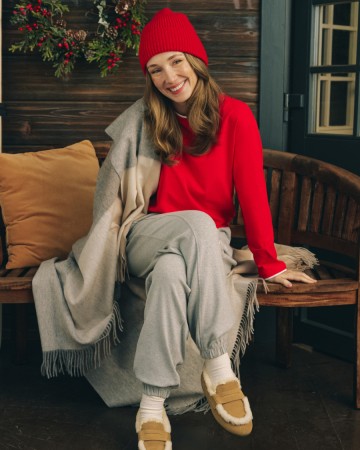 хлопковый лонгслив с вышивкой фотография