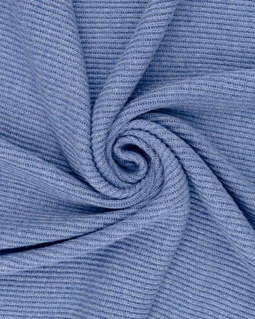 шарф из шерсти с лиоцеллом фотография