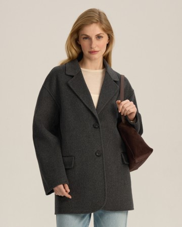 шерстяной жакет из пальтовой ткани фотография