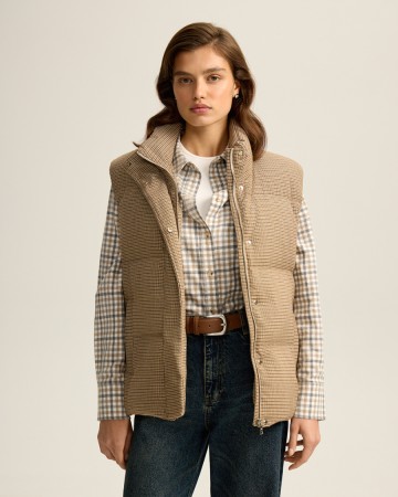 стеганый жилет с натуральным наполнителем из пуха и пера - женская верхняя одежда