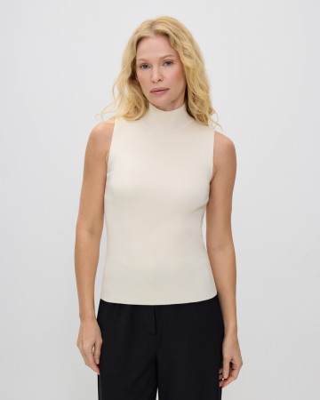 трикотажный топ с воротником стойкой из вискозы - женская одежда молочная 