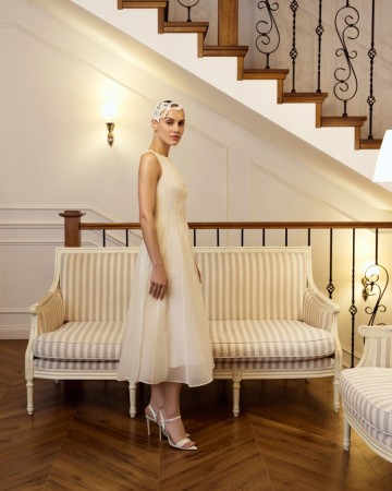 воздушное приталенное платье из вуали - женская одежда из вуали 