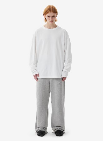 лонгслив god cares white фотография