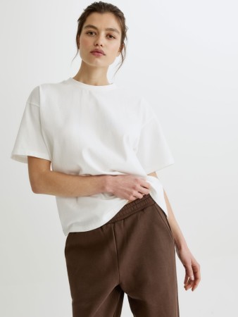 базовая футболка оверсайз фотография